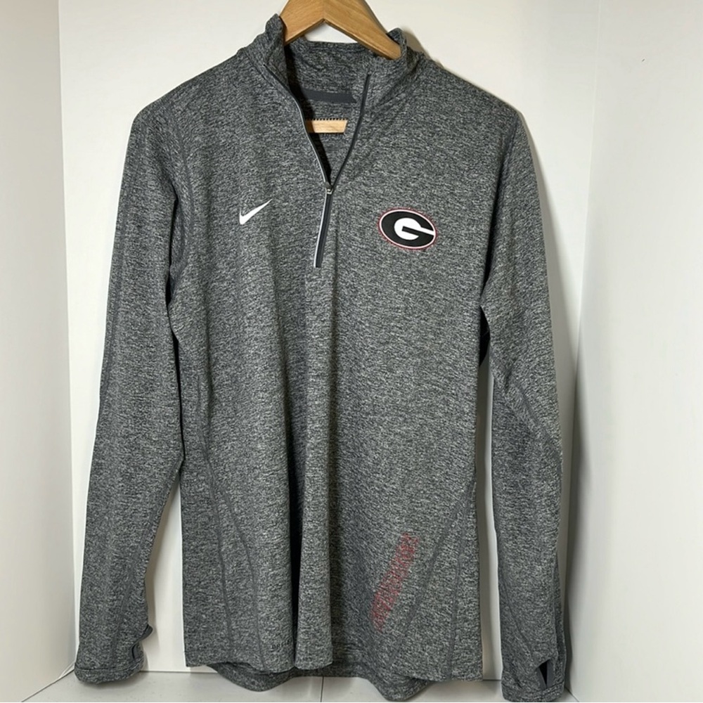 Nike Men's XL Georgia 1/4 Zip, with thumb holes on sleeves and spell out bottom.